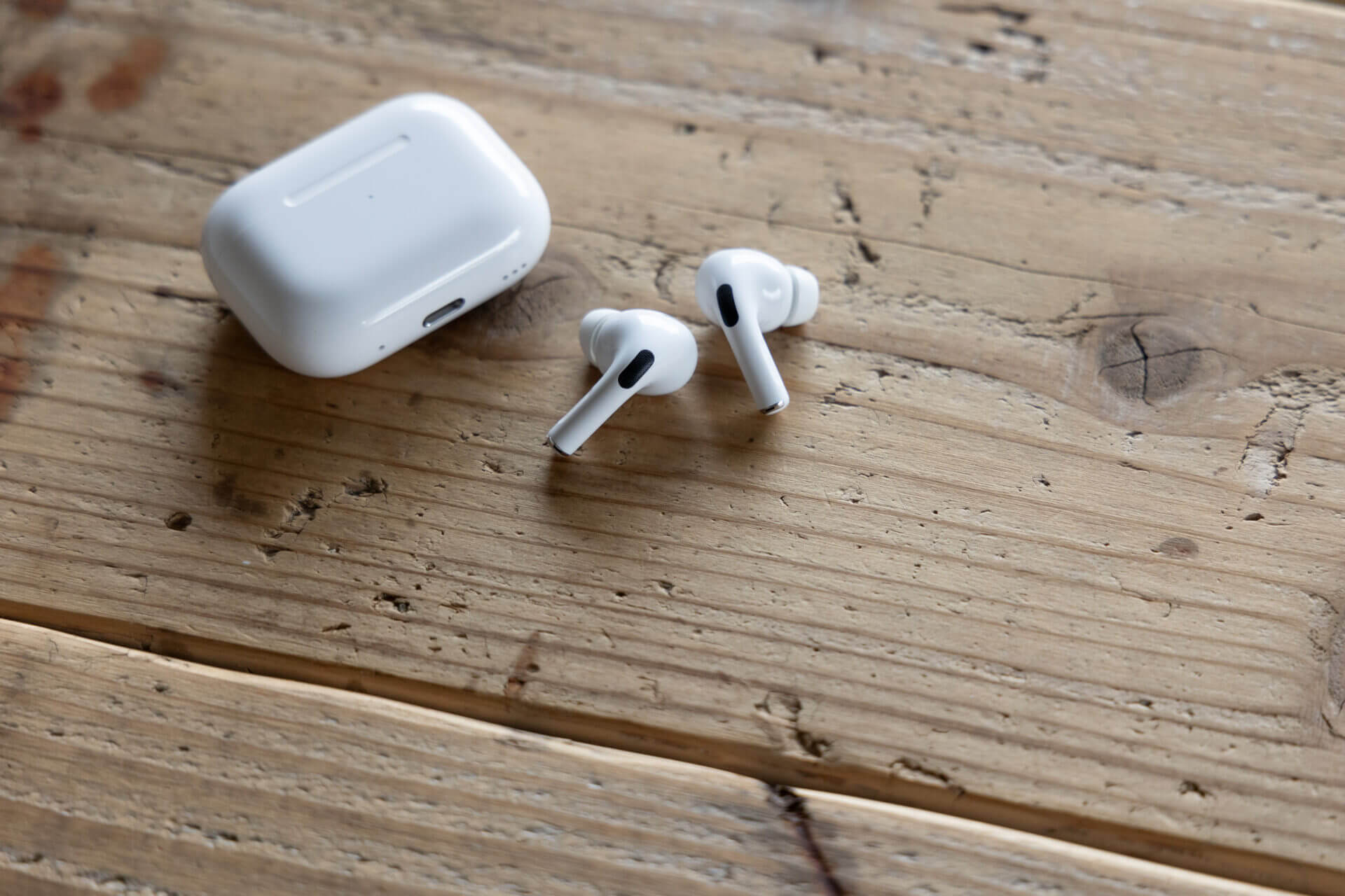 Select airpods pro2 3.