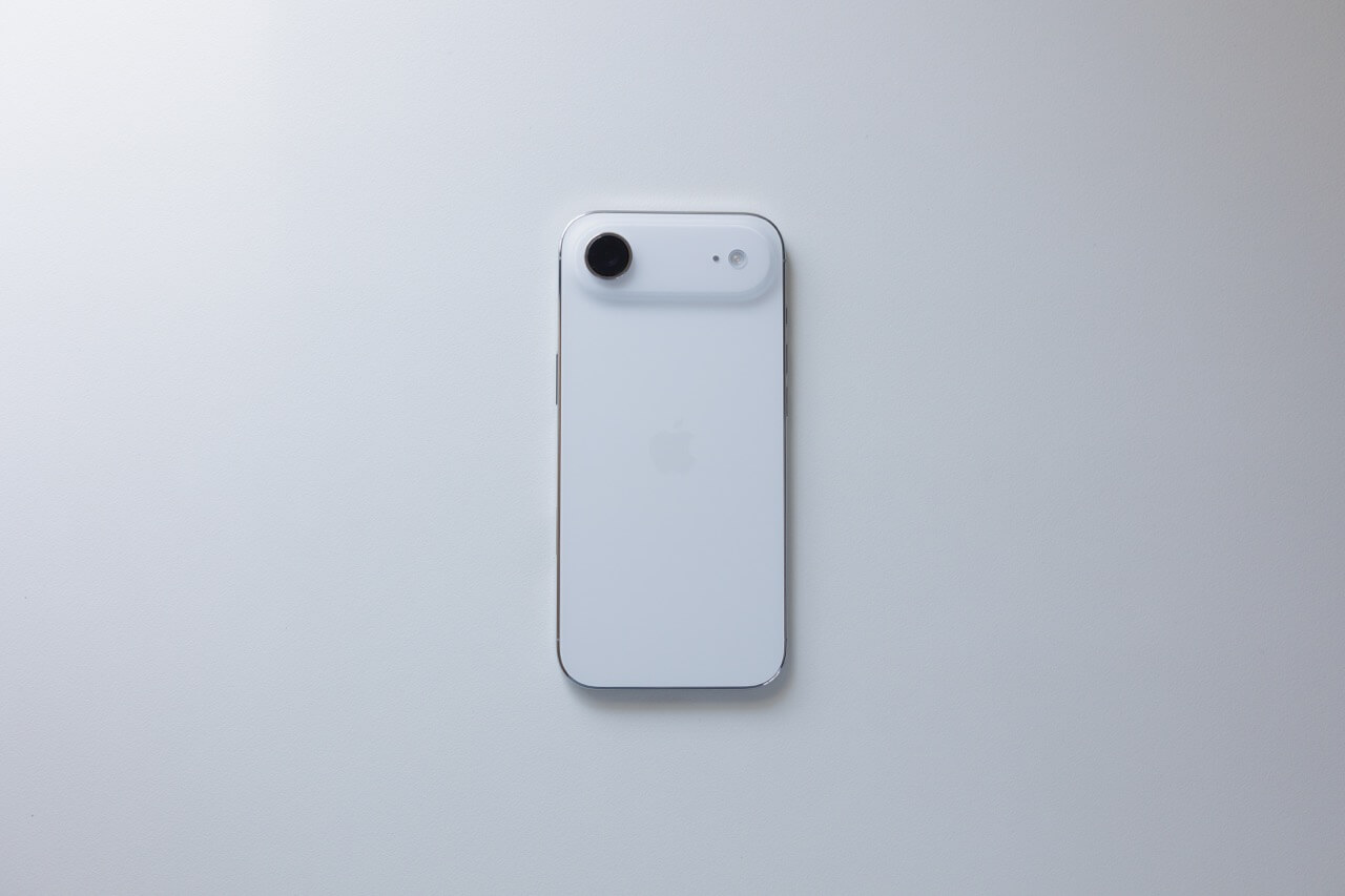 Iphoneair review 1.