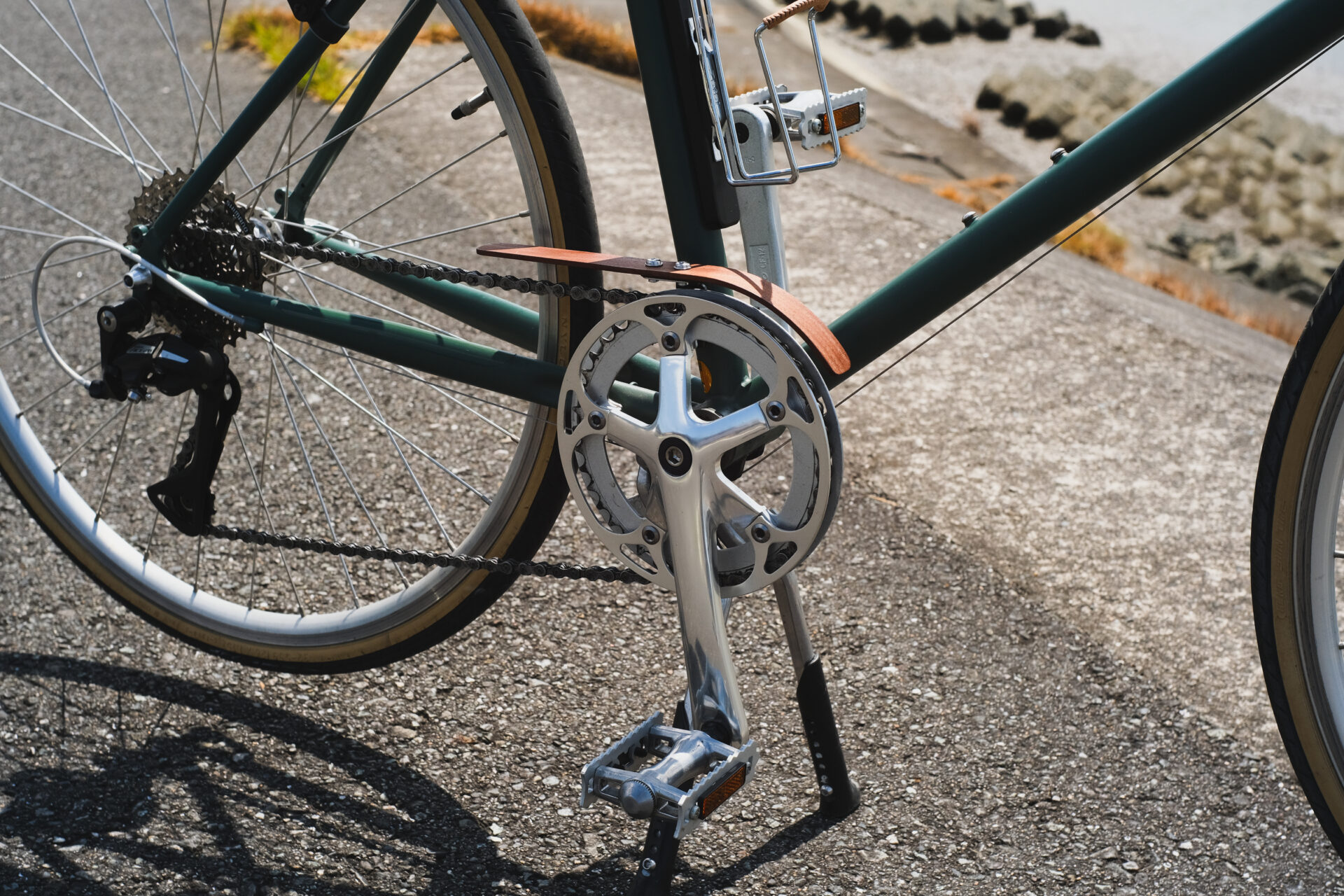 Showaind walnut chainguard 13.