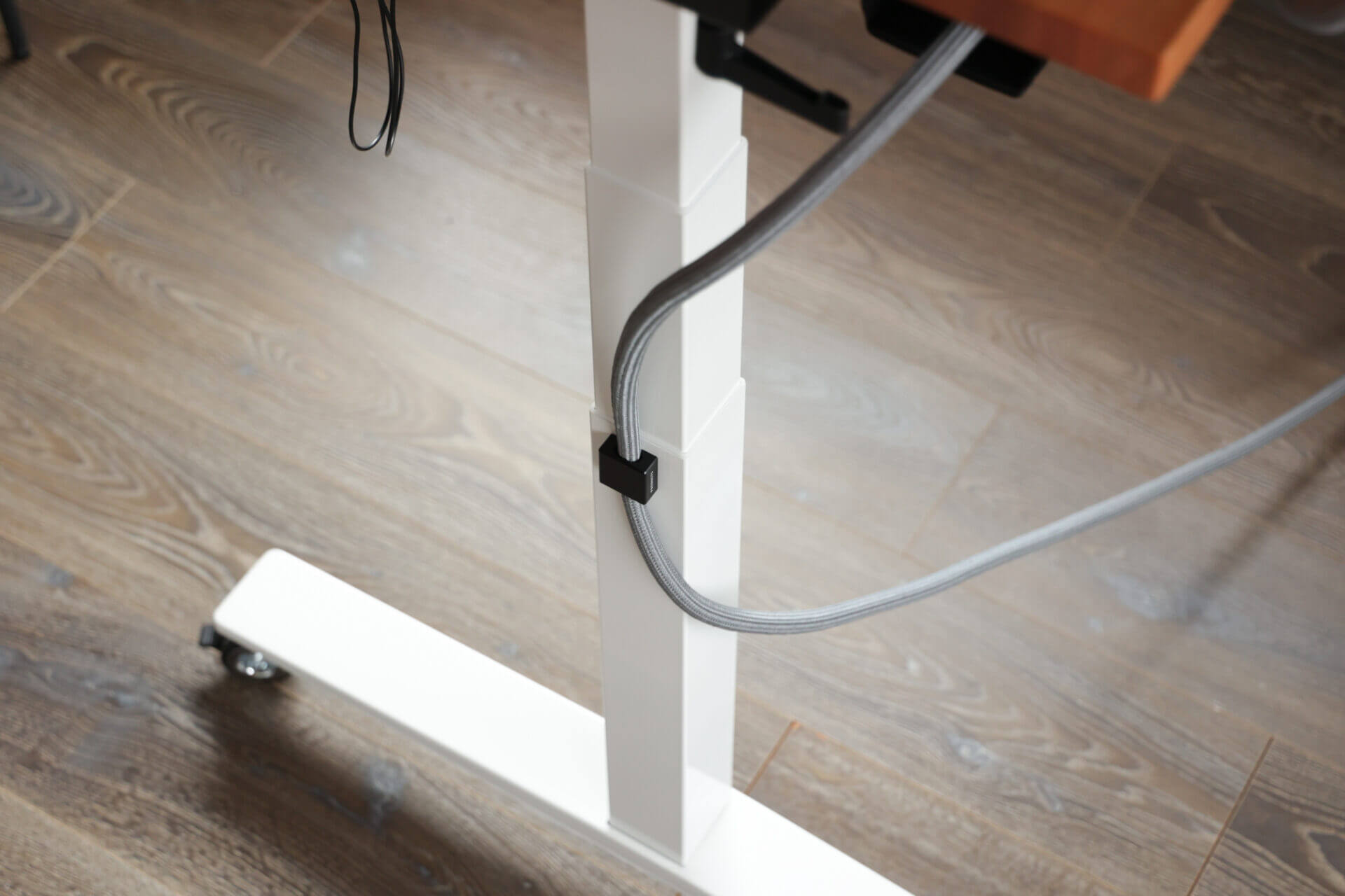 preducts-magnet-cable-holder2-9.jpeg Preducts magnet cable holder2 9.